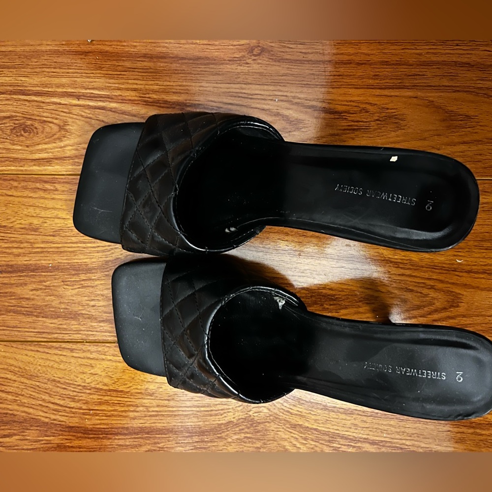 Cute Black Slip On Heels